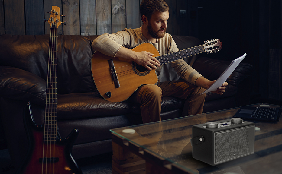Con AIWA BSTU-800BK porti realmente ovunque un ascolto di qualità grazie anche all'alimentazione a batterie ricaricabili