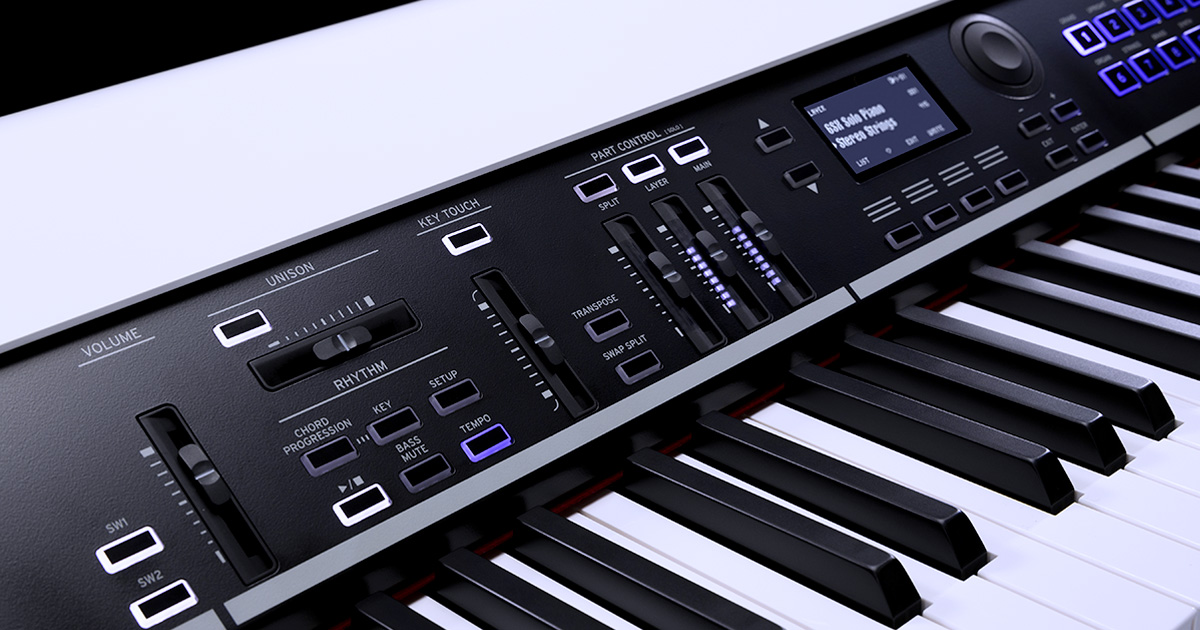 Grandstage X, il pianoforte da palco di punta di Korg è stato completamente riprogettato possiede 7 diversi generatori sonori, con una sound library composta da 700 suoni su 3 sezioni Split/Layer 