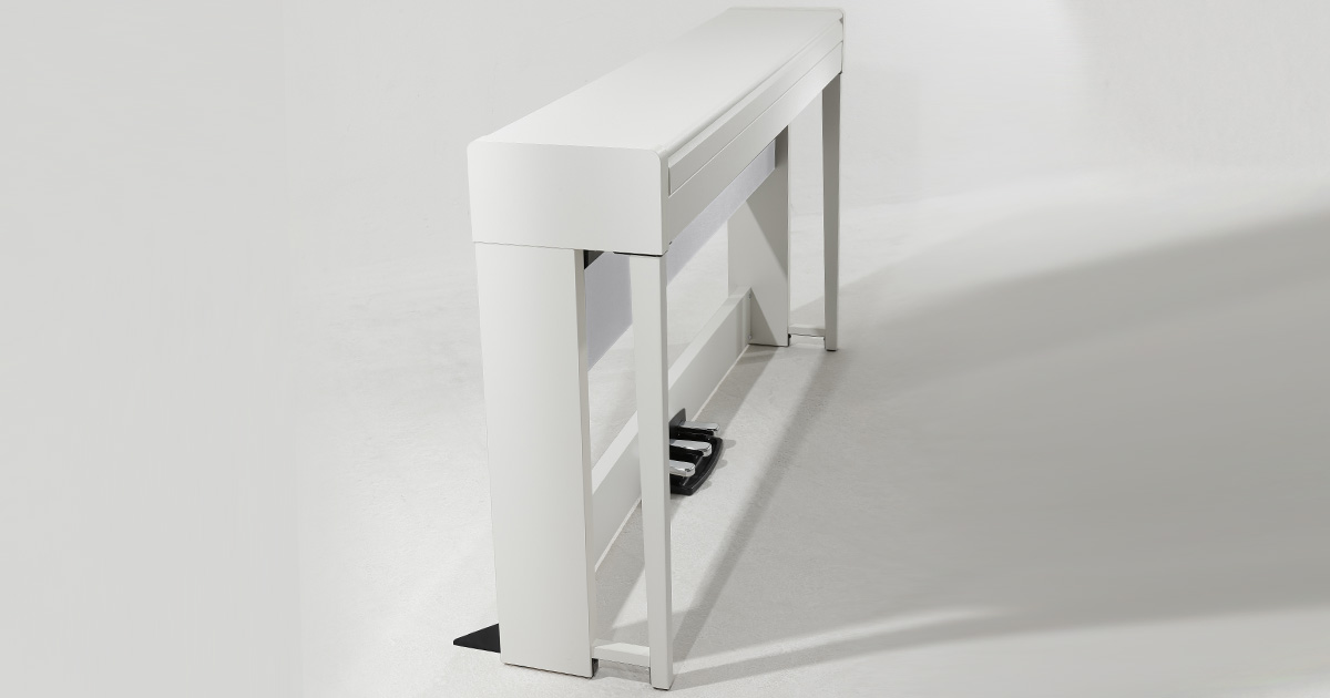 la linea sottile di C1-WH con soli 26 cm lo rende facilmente collocabile in qualsiasi ambiente o arredamento la linea sottile di C1-WH con soli 26 cm lo rende facilmente collocabile in qualsiasi ambiente o arredamento