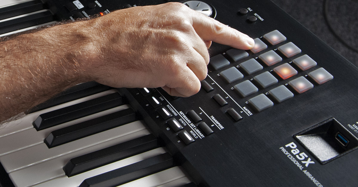 KORG Pa5X-88 Il Matrix Pad permette il triggering di varie funzioni come Suoni, Loop, Mute ecc.