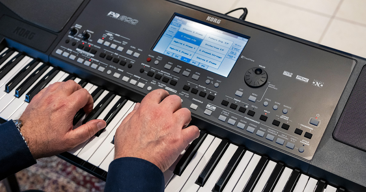 Il sistema di generazione sonora di Pa600 è basato sulla tecnologia DNC (Defined Nuance Control), che aggiunge ad ogni timbro gran parte delle sfumature espressive del corrispondente strumento acustico con un sistema di controllo molto sofisticato, basato su diversi livelli di articolazione, con risultati di grande realismo ed espressività
