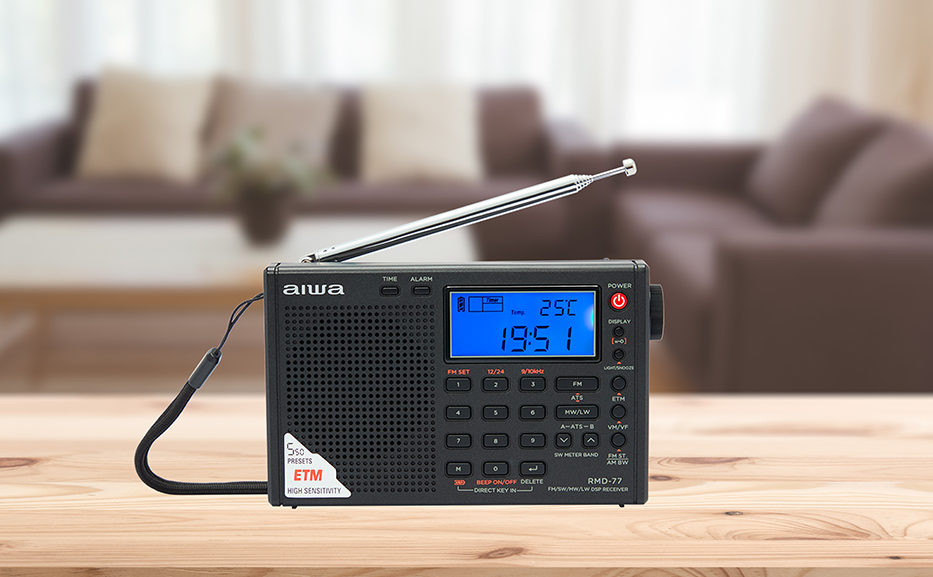 Con Aiwa RMD-77 Radio multibanda ascolti il mondo intero!