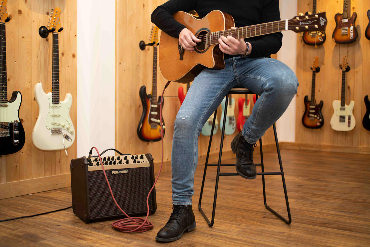 cavo quiklok della serie quiksilver per chitarra acustica con connettore neutrik silent dritto