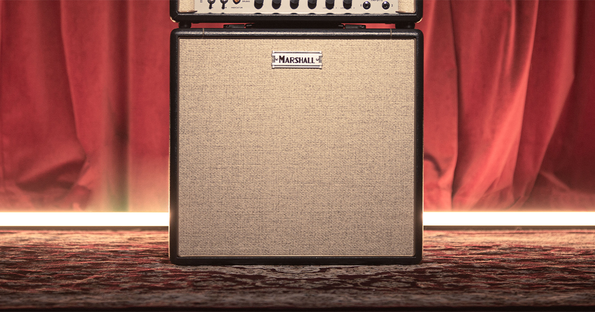 La serie Studio punta ad offrire al chitarrista la qualità per la quale Marshall è conosciuta anche negli ambienti più piccoli: la serie Studio JTM offre un cabinet 1x12 adatto alla casa, allo studio o a piccoli palchi equipaggiato con un cono Celestion G12M-65 Creamback da 65W.