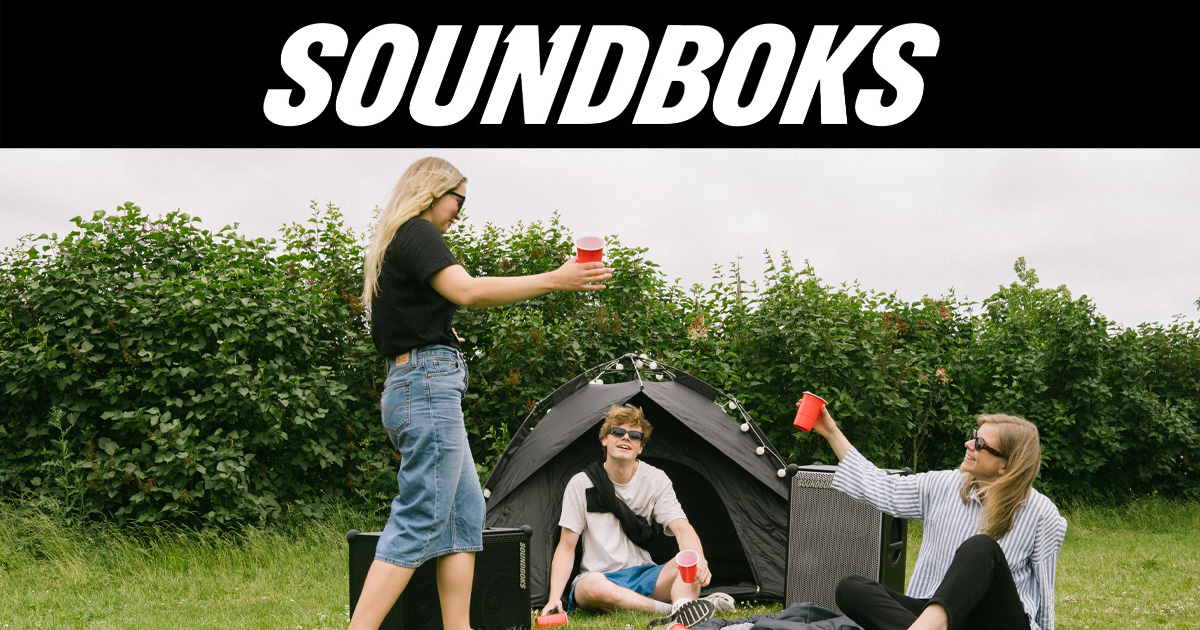 SOUNDBOKS produce casse amplificate Bluetooth, con DSP ed equalizzatore configurabile via app. Speaker portatili, potenti e resistenti agli urti e ai getti d’acqua. Collega fino a 5 diffusori SOUNDBOKS in un unico sistema audio grazie alla modalità TEAM UP via SKAA. 