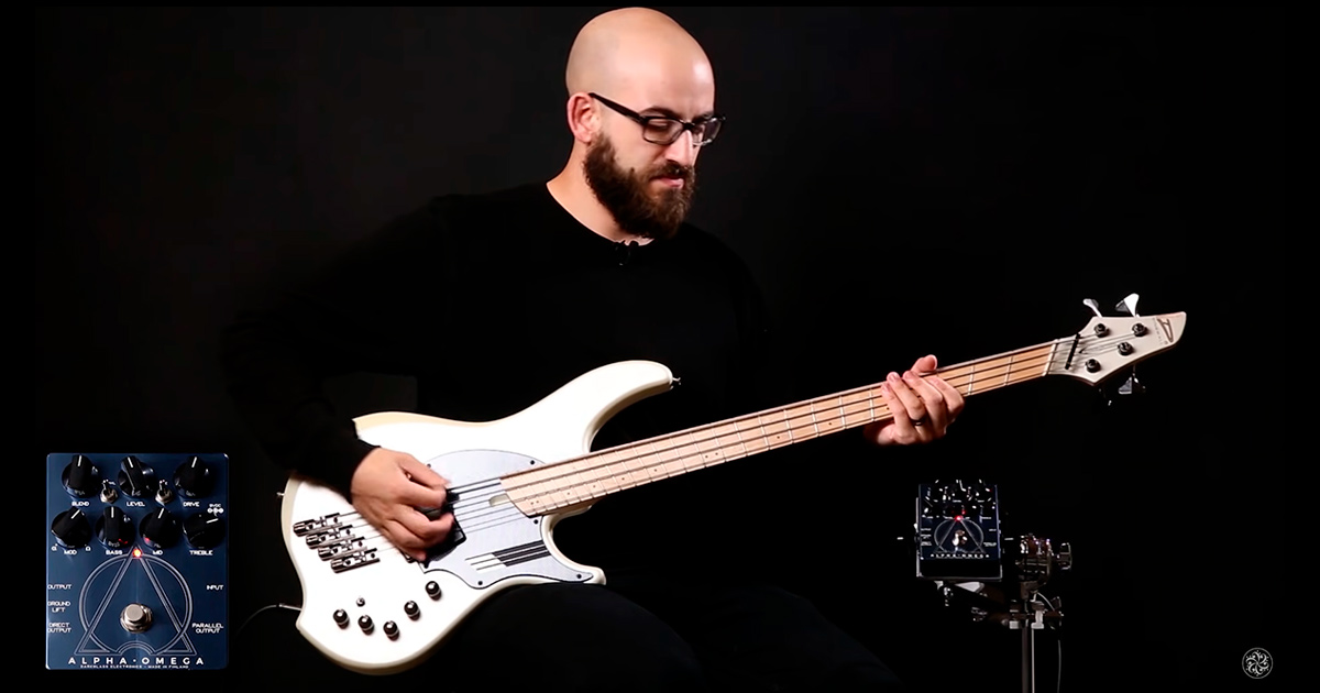 nolly bassista dei periphery utilizza pedali Darkglass