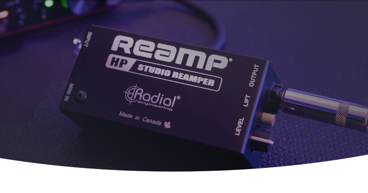 Reamp® HP di Radial Engineering è un dispositivo realizzato appositamente per il Reamping in grado di trasformare il segnale di una uscita cuffie in un feed perfetto per amplificatori e pedali, semplificando l’operazione di  Reamping stesso da qualsiasi dispositivo audio. L’efficienza dei suoi ingressi dotati di trasformatore isolato e funzioni di controllo, consentono registrazioni pulite e versatilità creativa.