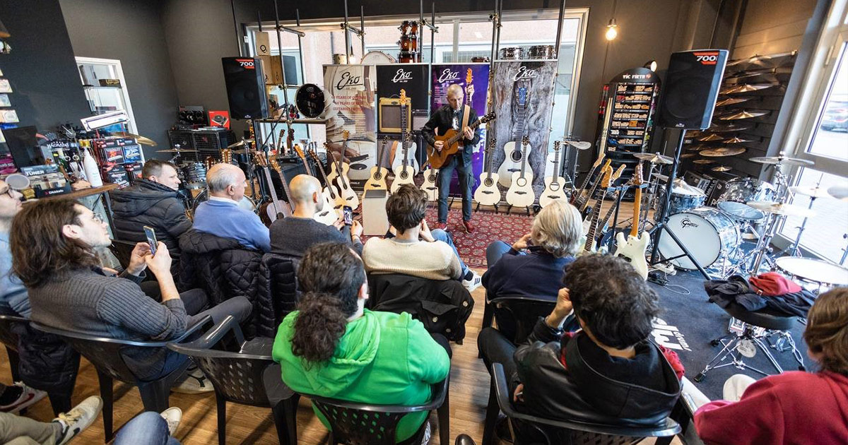 Guarda le foto della tappa del tour Eko Guitars presso Musiclub di Sinalunga