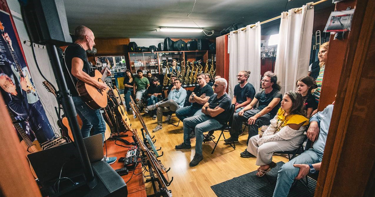 Guarda le foto della tappa del Demo Tour 2023 presso Music-In!
