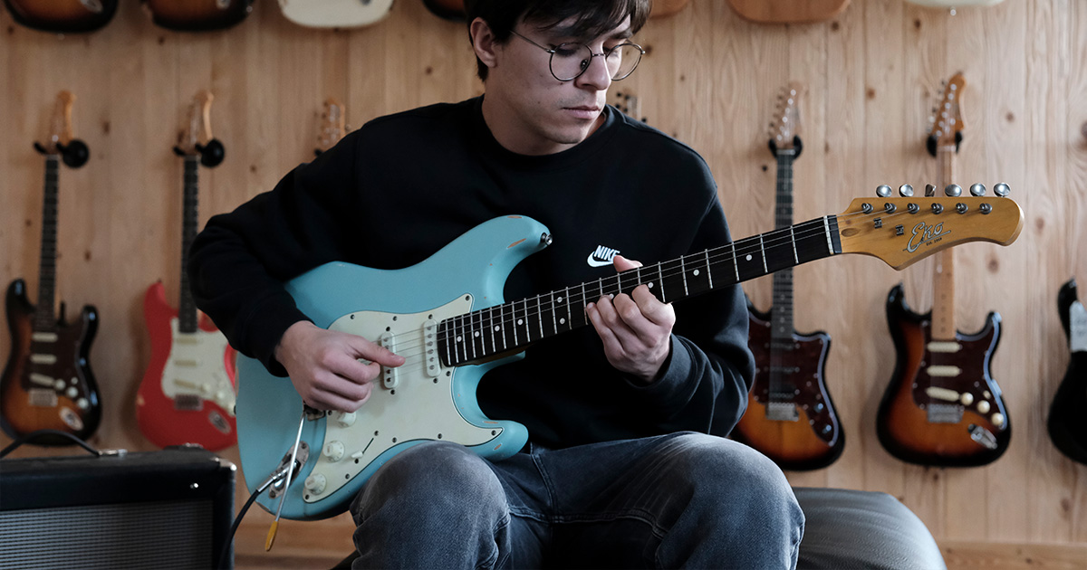 Scopri tutti i dettagli della chitarra elettrica S-300 Relic di Eko Guitars