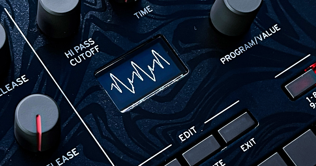 L?oscilloscopio in tempo reale sul display OLED del Korg minilogue Bass: ottimo per un feedback visivo nel sound design