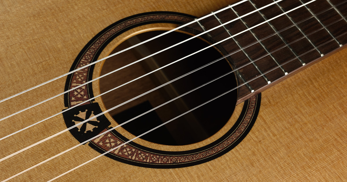 Scopri le chitarre classiche Lâg delle serie Occitania allo stand Algam Eko!