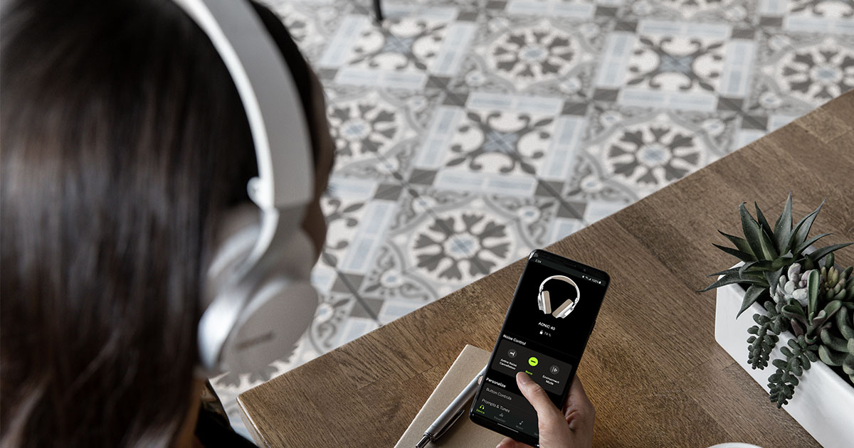 Personalizza la tua esperienza di ascolto con le cuffie Shure Aonic 40 White grazie all’app gratuita SHUREPLUS PLAY per iOS e Android