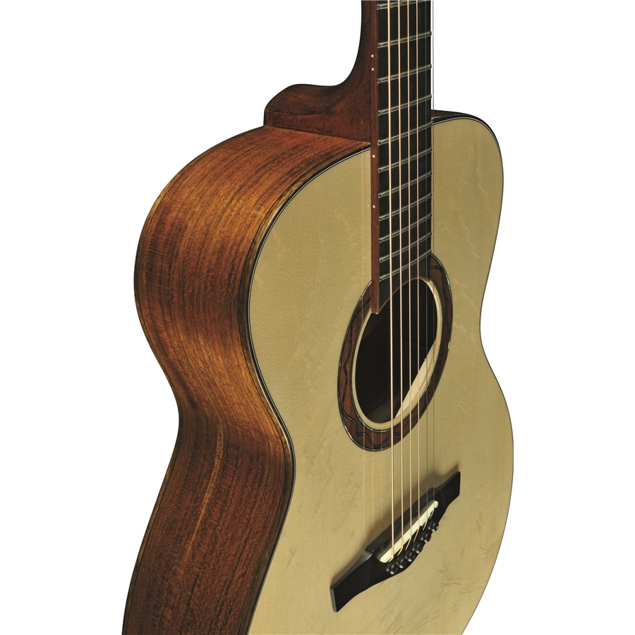 Eko Guitars WOW A800E SO (Spruce/Ovangkol)