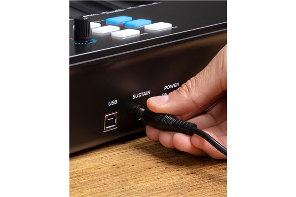 Alesis - V49 MKII