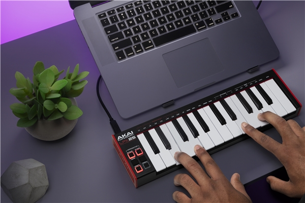 Akai Professional - LPK25 MKII tastiera USB MIDI compatta