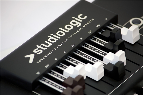 StudioLogic - Numa Organ 2