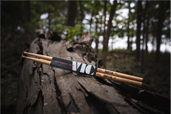 Vic Firth - 5AT - Bacchette American Classic TERRA