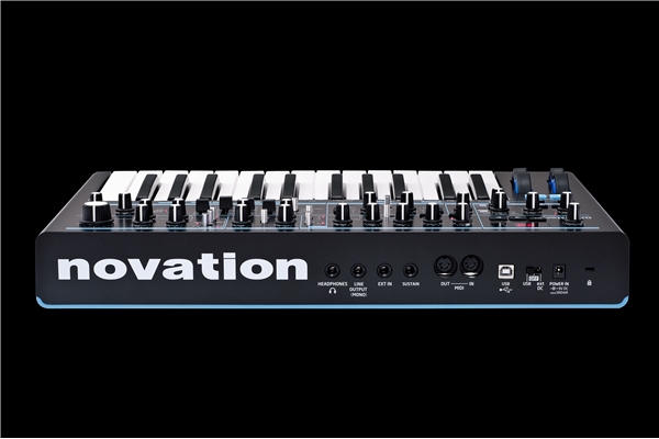 Novation - BASS STATION II