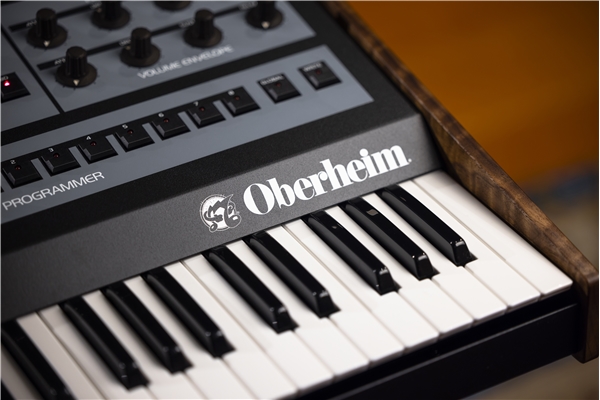 Oberheim - Oberheim OB-X8