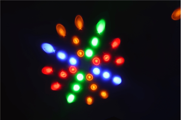 Algam Lighting - THANOS Proiettore Par LED Multieffetto DMX