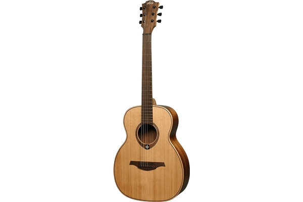 Lag - TRAVEL-RCE Chitarra Acustica Travel Red Cedar EQ