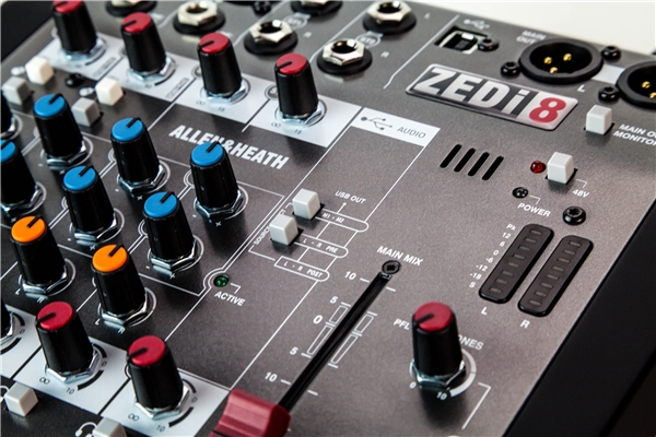 Allen & Heath - ZEDi-8