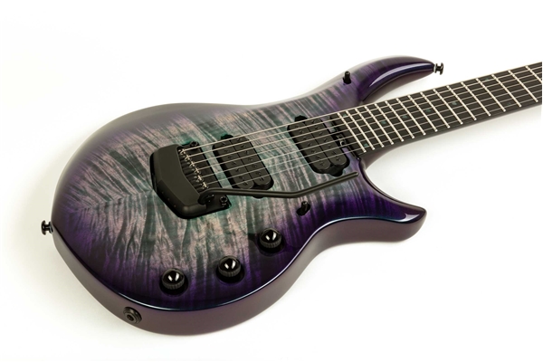 Music Man - Majesty 7 Flame Maple Crystal Amethys