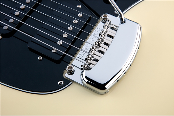 Music Man - Cutlass RS HSS Aged Buttercream Tastiera Acero