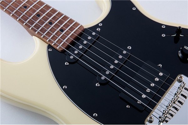 Music Man - Cutlass RS HSS Aged Buttercream Tastiera Acero
