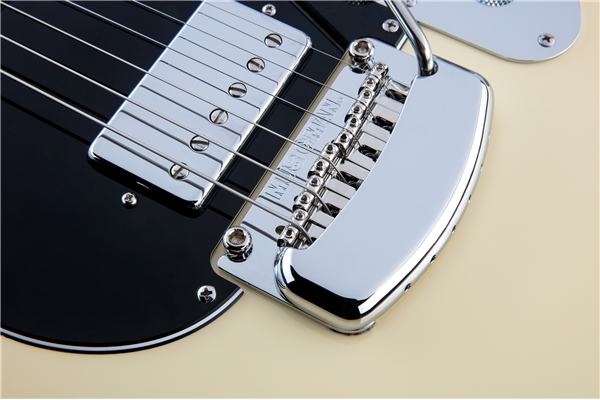 Music Man - StingRay RS Guitar HH Aged Buttercream Tasiera Acero