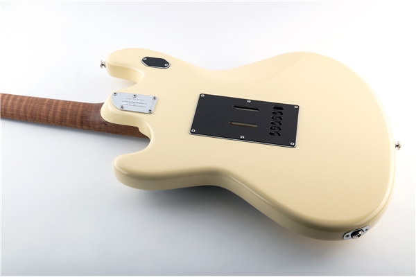 Music Man - StingRay RS Guitar HH Aged Buttercream Tasiera Acero