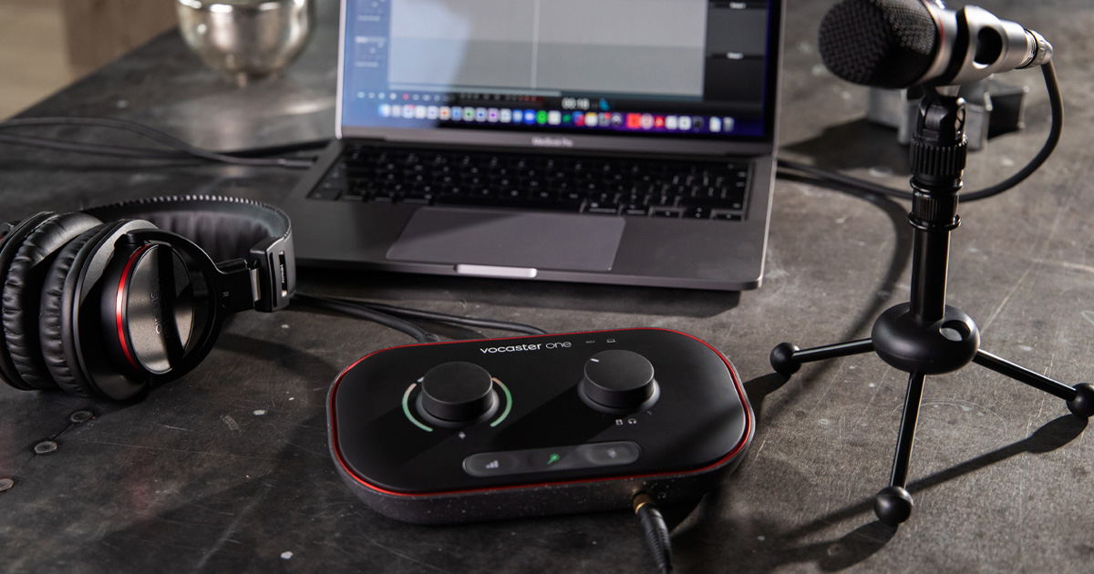 Focusrite Vocaster: Interfacce audio USB professionali per Podcast, Live Streaming, Twitch, Youtube, Zoom Focusrite Vocaster: Interfacce audio USB professionali per Podcast, Live Streaming, Twitch, Youtube, Zoom