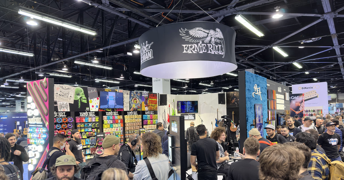 Scopri tutti i dettagli delle nuove corde per chitarra e basso elettrici Flatwound di casa Ernie Ball in occasione del NAMM 2024! Scopri tutti i dettagli delle nuove corde per chitarra e basso elettrici Flatwound di casa Ernie Ball in occasione del NAMM 2024!