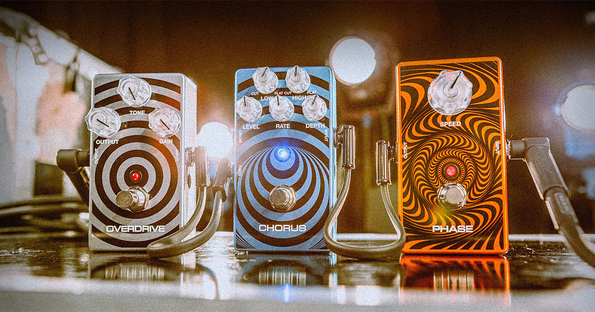 MXR celebra il ventesimo anniversario di collaborazione con il chitarrista Zakk Wylde con la serie di pedali Wylde Audio. MXR celebra il ventesimo anniversario di collaborazione con il chitarrista Zakk Wylde con la serie di pedali Wylde Audio.