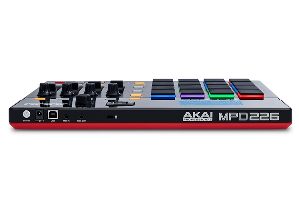 Akai MPD226