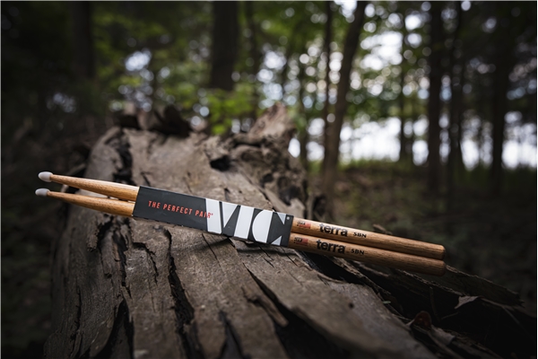 VIC FIRTH 5BTN - BACCHETTE AMERICAN CLASSIC TERRA