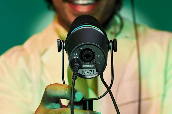 SHURE MV7I