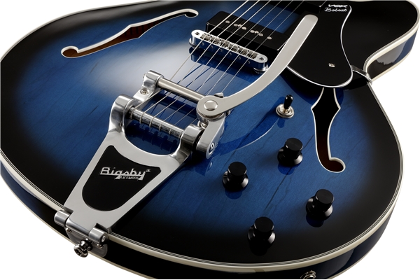 VOX BOBCAT V90B BIGSBY SAPPHIRE BLUE