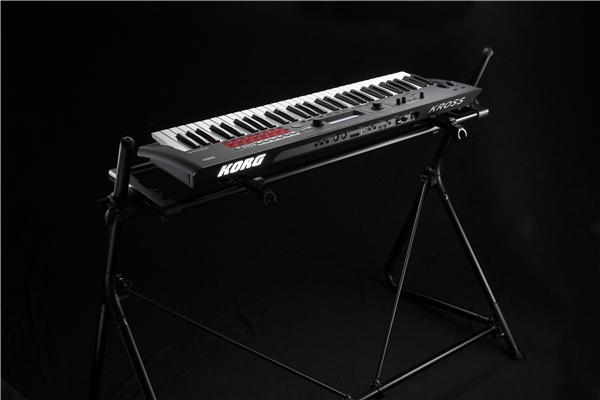 Korg KROSS 2-61 (Super Matte Black)