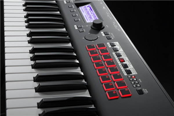 Korg KROSS 2-61 (Super Matte Black)