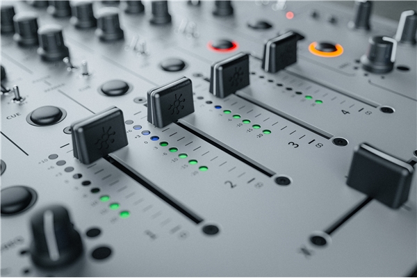 ALLEN & HEATH XONE:96 mixer analogico per club e DJ con doppia interfaccia audio USB