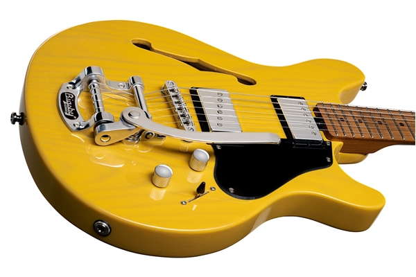 STERLING BY MUSIC MAN VALENTINE JV60CB BUTTERSCOTCH